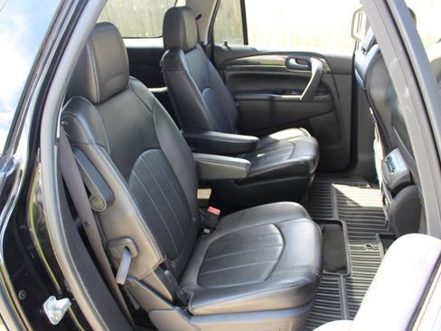 Used 2016 Buick Enclave Leather AWD/4WD image 42