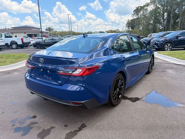 Used 2025 Toyota Camry SE FWD image 12