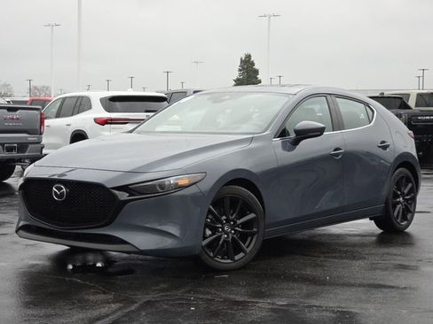 Used 2020 MAZDA MAZDA3 AWD Hatchback w/ Premium Pkg image 2