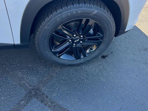 Used 2025 Chevrolet Trax ACTIV w/ Driver Confidence Package FWD image 29