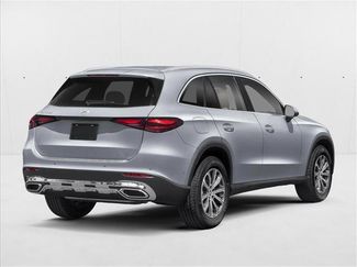 Used 2026 Mercedes-Benz GLC 300 video 2