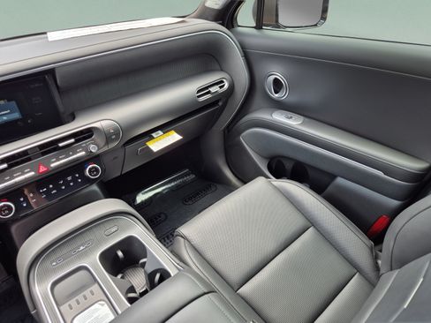 New 2026 Hyundai Palisade Calligraphy FWD image 14