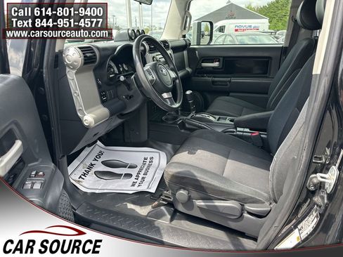 Used 2007 Toyota FJ Cruiser 4WD image 9