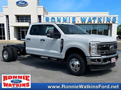New 2025 Ford F350 XL w/ XL Chrome Package