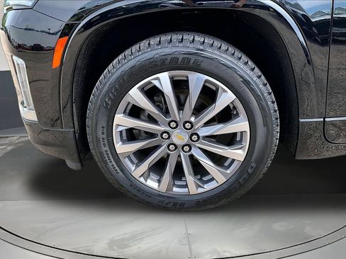 Used 2023 Chevrolet Traverse Premier w/ LPO, Cargo Package AWD/4WD image 36