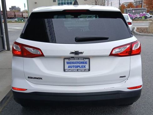 Used 2021 Chevrolet Equinox LS w/ LPO, Blackout Package image 6