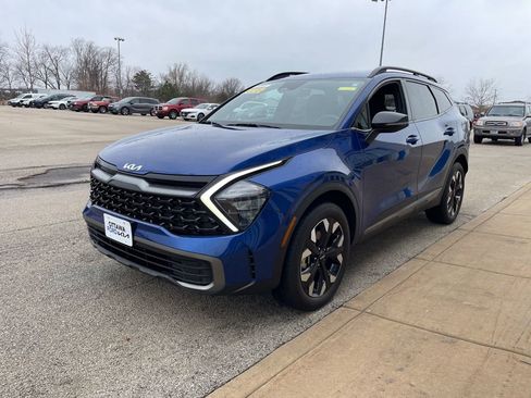 Used 2023 Kia Sportage X-Line image 2