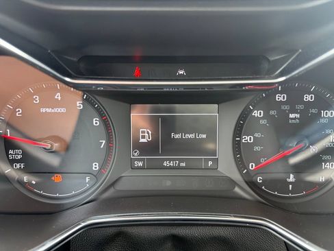 Used 2023 Chevrolet TrailBlazer LT FWD image 44