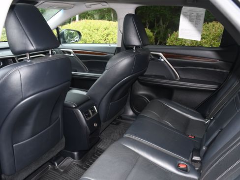 Used 2018 Lexus RX 350 AWD w/ Premium Package image 17