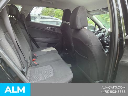 Used 2025 Kia Sportage LX FWD image 12