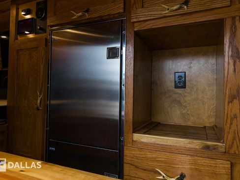 Used 2022 Mercedes-Benz Sprinter 2500 image 49