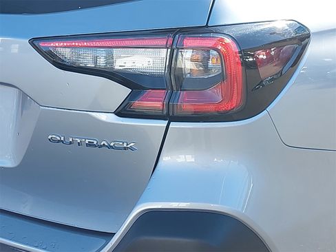 Certified 2023 Subaru Outback Limited image 11