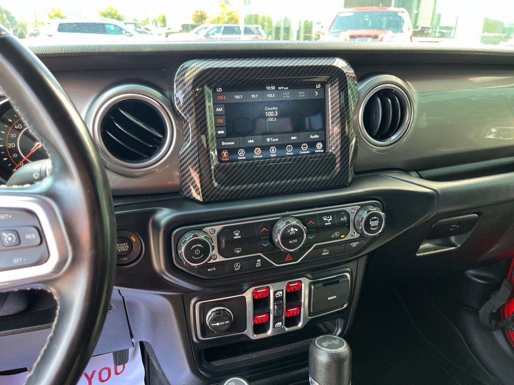 Used 2021 Jeep Wrangler Unlimited Sahara AWD/4WD image 10