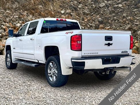 Used 2019 Chevrolet Silverado 2500 High Country w/ Duramax Plus Package AWD/4WD image 11