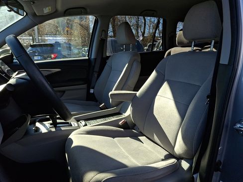 Used 2019 Honda Pilot EX image 12