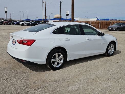 Used 2024 Chevrolet Malibu LT image 8