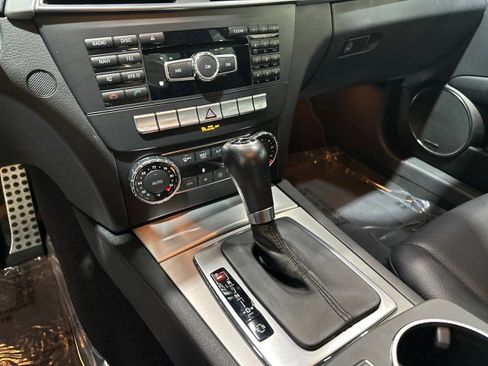 Used 2013 Mercedes-Benz C 250 Sedan image 45