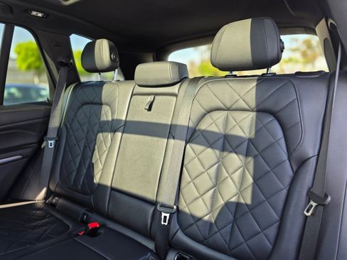 Used 2024 BMW X5 sDrive40i w/ Premium Package RWD image 17