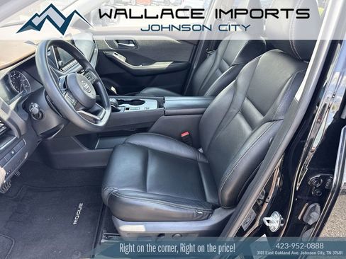 Used 2021 Nissan Rogue SV FWD image 13