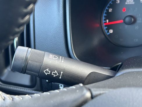 Used 2022 GMC Canyon Elevation image 25