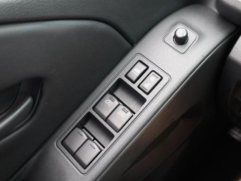 New 2026 Nissan Frontier SV AWD/4WD image 19