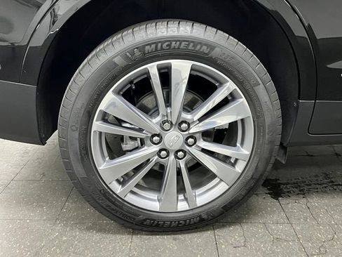 Used 2025 Cadillac XT5 Premium Luxury w/ Technology Package AWD/4WD image 12