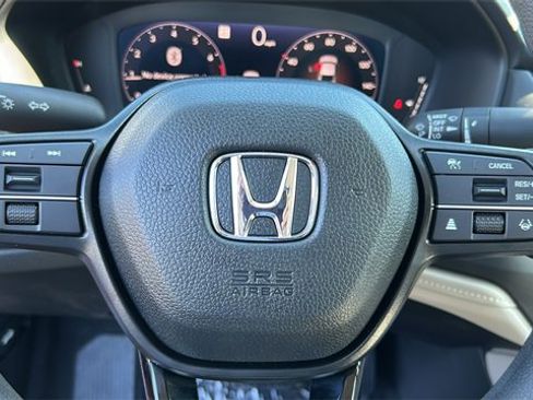 New 2025 Honda Accord SE image 11