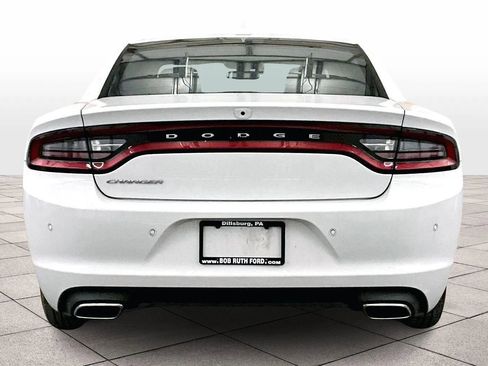 Used 2023 Dodge Charger SXT image 4