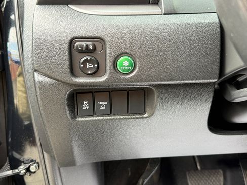 Used 2018 Honda Ridgeline RTL-T image 18