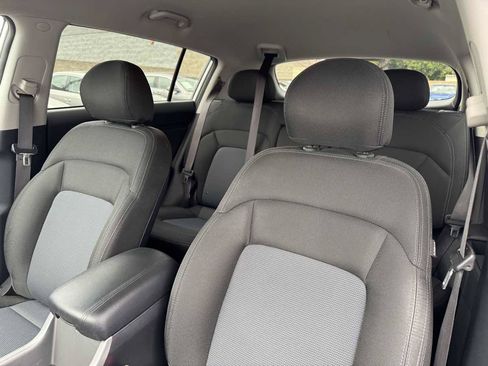 Used 2015 Kia Sportage LX AWD/4WD image 38