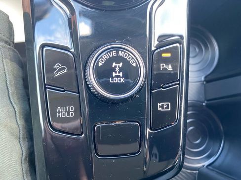 Certified 2025 Kia Sportage SX Prestige AWD/4WD image 42
