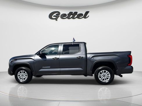 Used 2025 Toyota Tundra SR5 w/ SR5 Premium Package AWD/4WD image 8