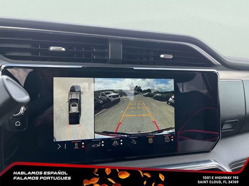 Used 2025 GMC Sierra 3500 Denali w/ Denali Reserve Package AWD/4WD image 30