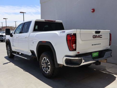 Used 2023 GMC Sierra 2500 SLE w/ SLE Value Package; AWD/4WD image 3