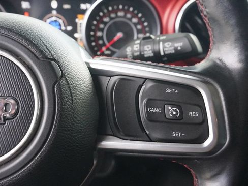 Used 2018 Jeep Wrangler Unlimited Rubicon AWD/4WD image 42