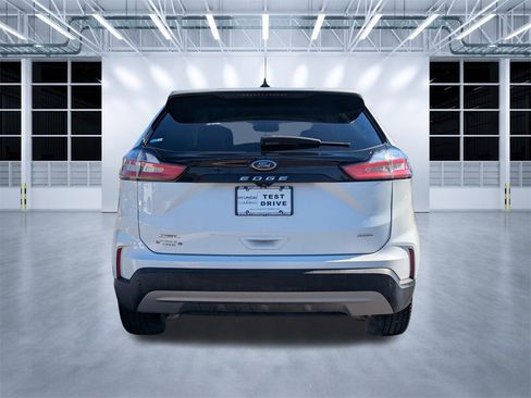 Used 2022 Ford Edge SEL image 23