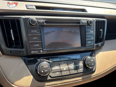Used 2014 Toyota RAV4 XLE image 11