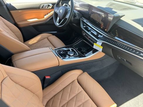 Used 2026 BMW X5 sDrive40i w/ Premium Package RWD image 13
