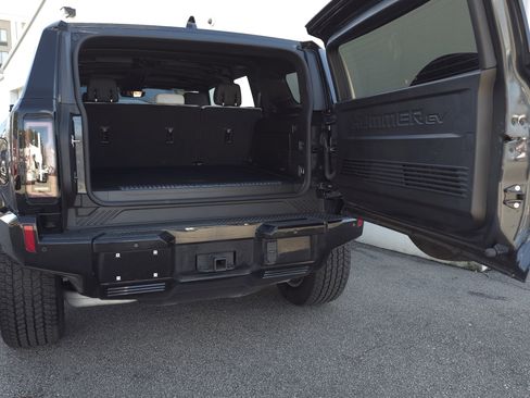 Used 2025 GMC Hummer EV 3X image 79