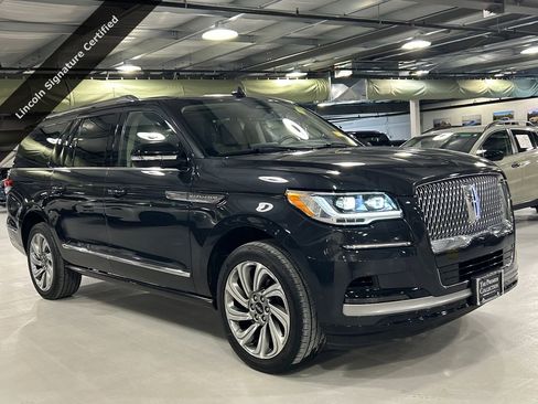 Certified 2023 Lincoln Navigator L Reserve image 1