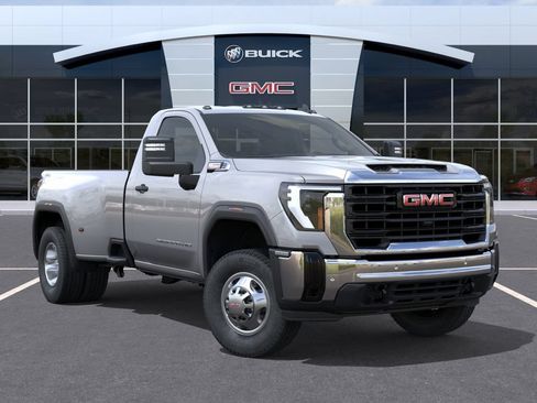 New 2026 GMC Sierra 3500 Pro w/ 1SA Pro Safety Plus Package AWD/4WD image 7