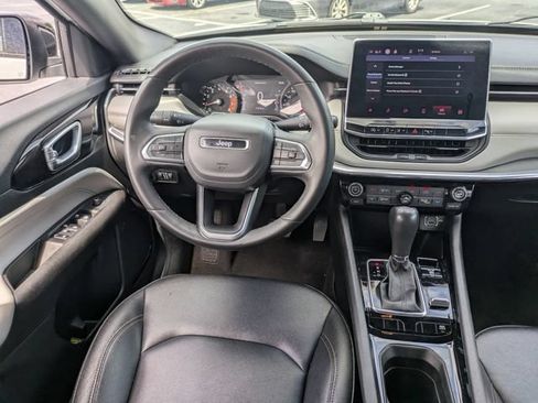 Used 2024 Jeep Compass Limited AWD/4WD image 17