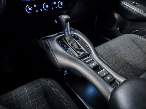 Used 2023 Honda HR-V LX image 30