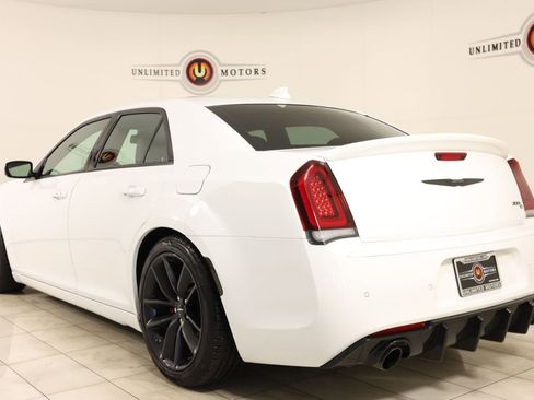 Used 2023 Chrysler 300 C RWD image 4