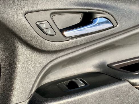 Used 2022 Chevrolet Equinox Premier image 51