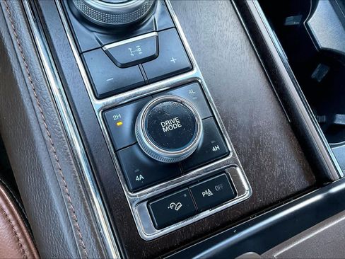 Used 2024 Ford Expedition Max King Ranch AWD/4WD image 32