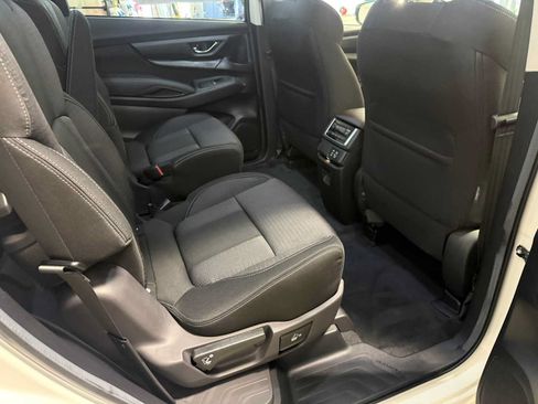 Certified 2024 Subaru Ascent Premium w/ Convenience Package AWD/4WD image 24