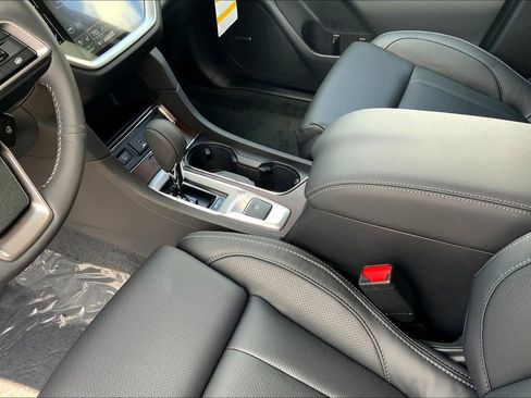 New 2025 Subaru Ascent Touring image 9