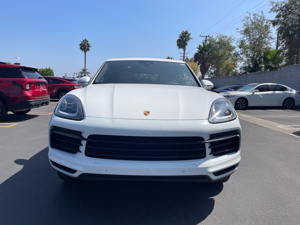 Used 2023 Porsche Cayenne w/ Premium Package AWD/4WD image 6