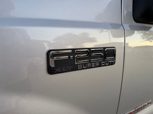Used 2003 Ford F250 SUPER DUTY image 9